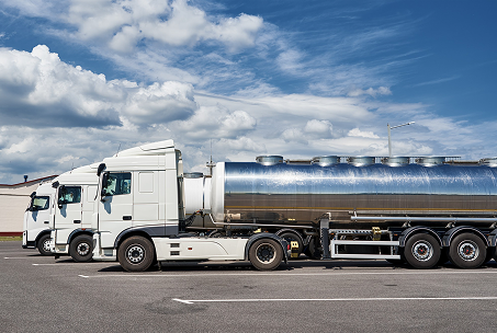 How Refrigerated Transportation Prevents Product Spoilage